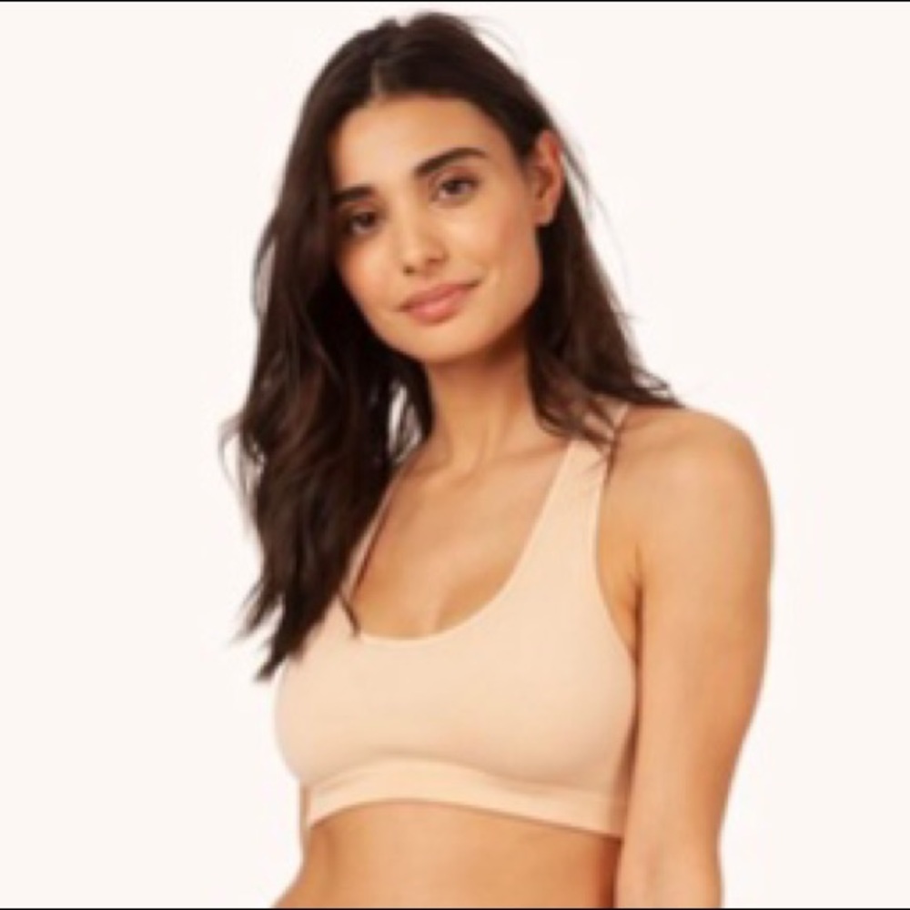 LIVELY The Seamless Racerback Bralette